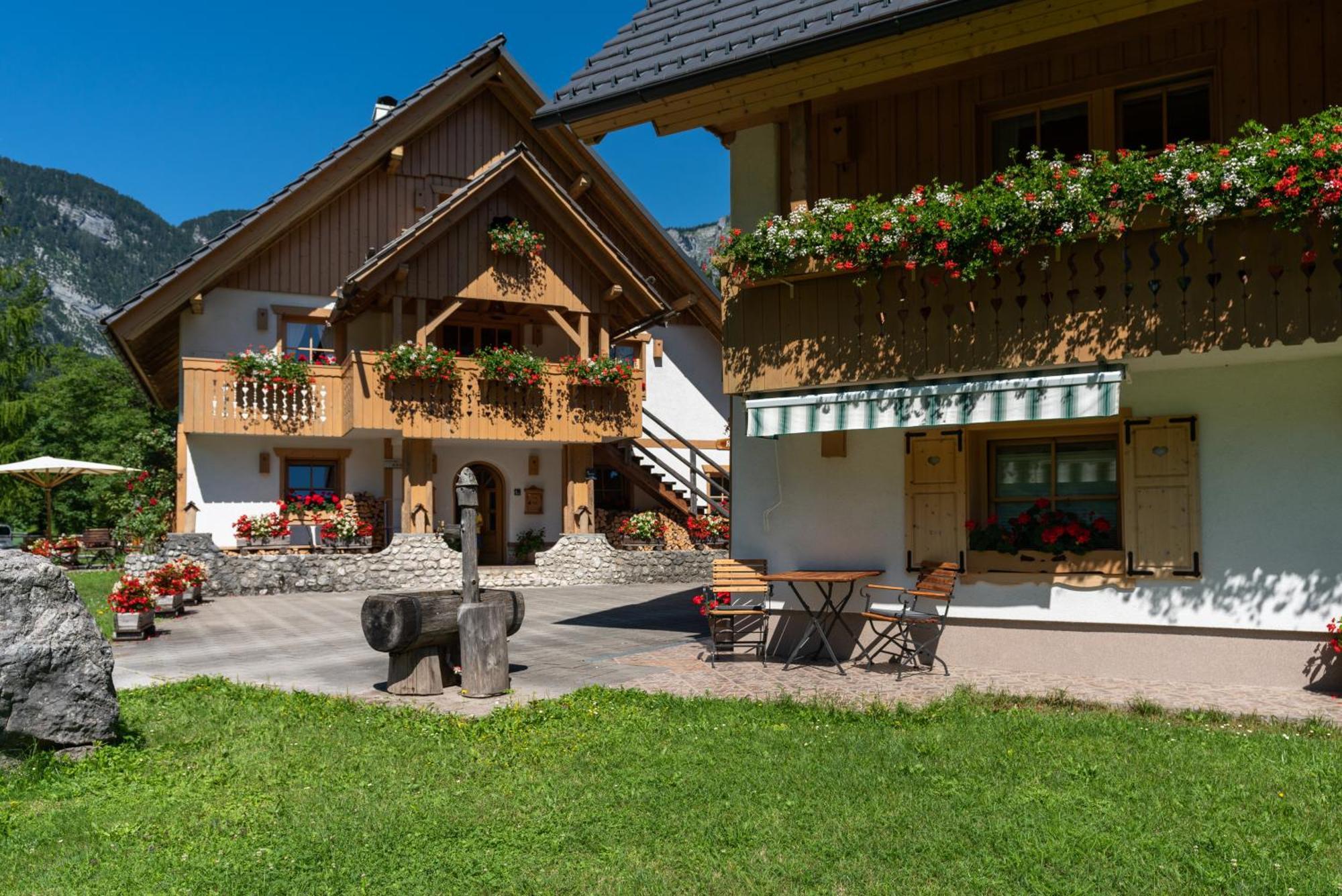 Alpik Chalets - Bohinj Exterior photo