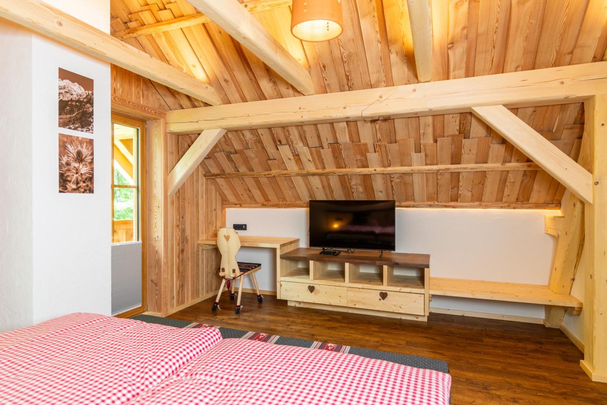 Alpik Chalets - Bohinj Room photo